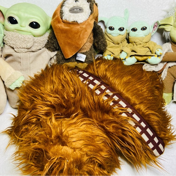 Disney Star Wars Plush Toys Gorgu Baby Yoda Chewbacca Pillow Pet - Picture 11 of 11